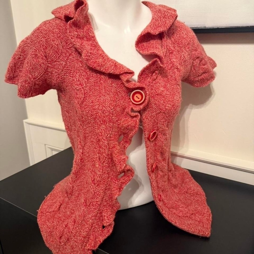 Sleeping on Snow Cable Knit Ruffle Cardigan Sweater Small Coral Button Front